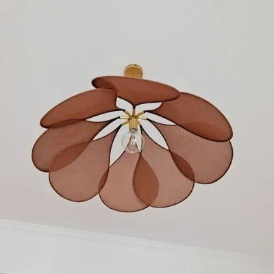 Suspension tissu fleur pétales design vintage bohème
