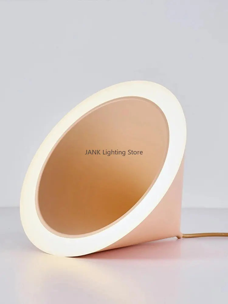 Suspension métal cône coloré design scandinave