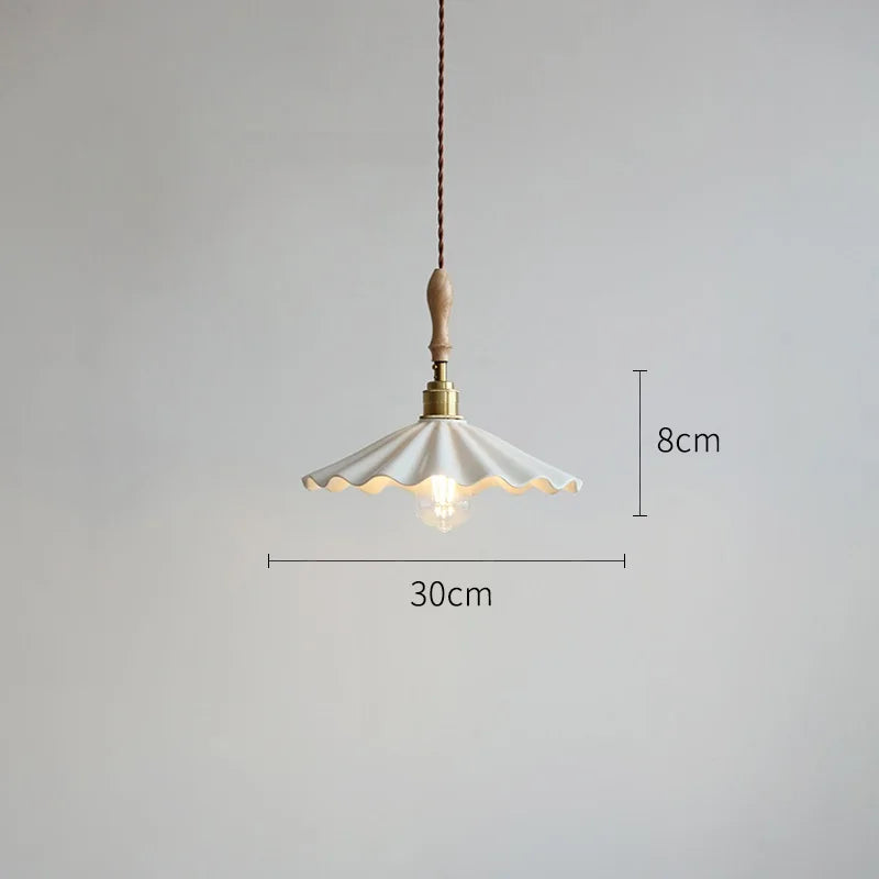 Suspension en céramique blanche ondulée vintage 6.1