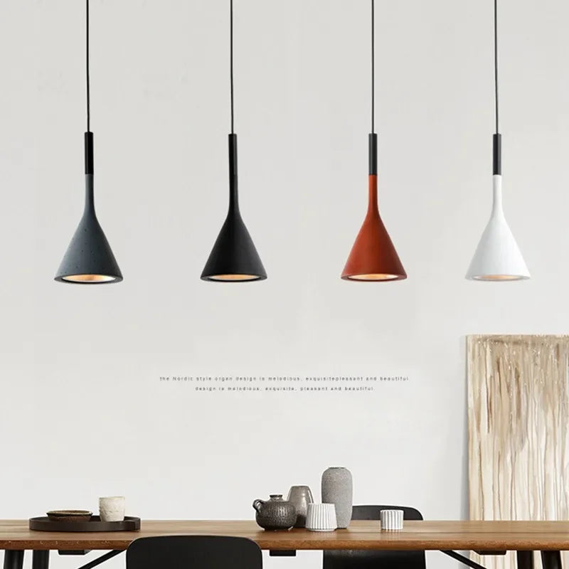 Suspension conique minimaliste scandinave 1.8