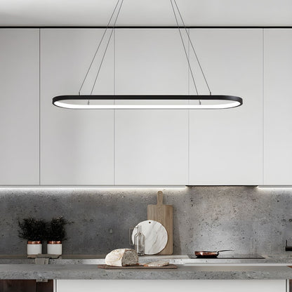 Suspension métal anneau ovale design moderne