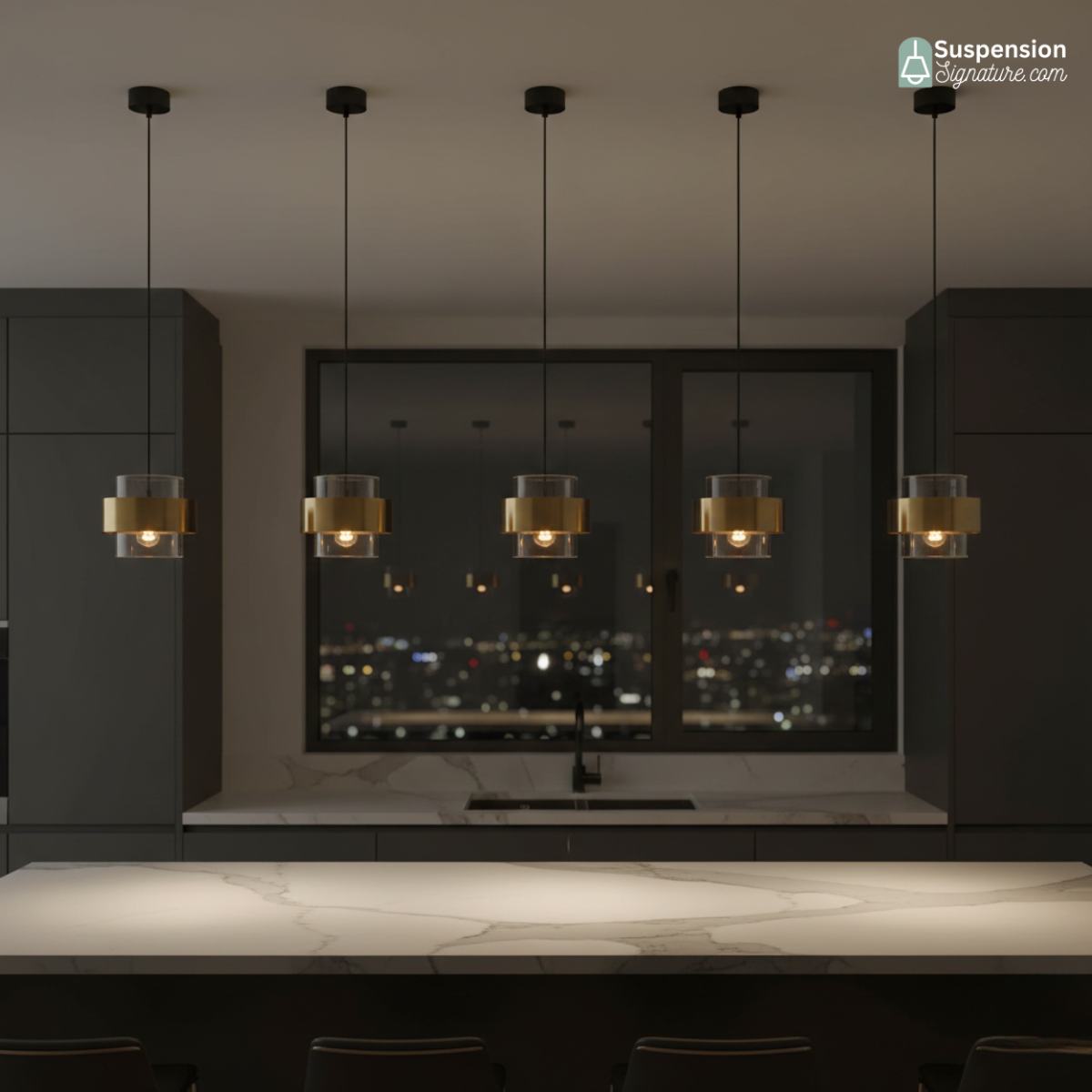 Suspension cylindres verre fumé et laiton design art déco