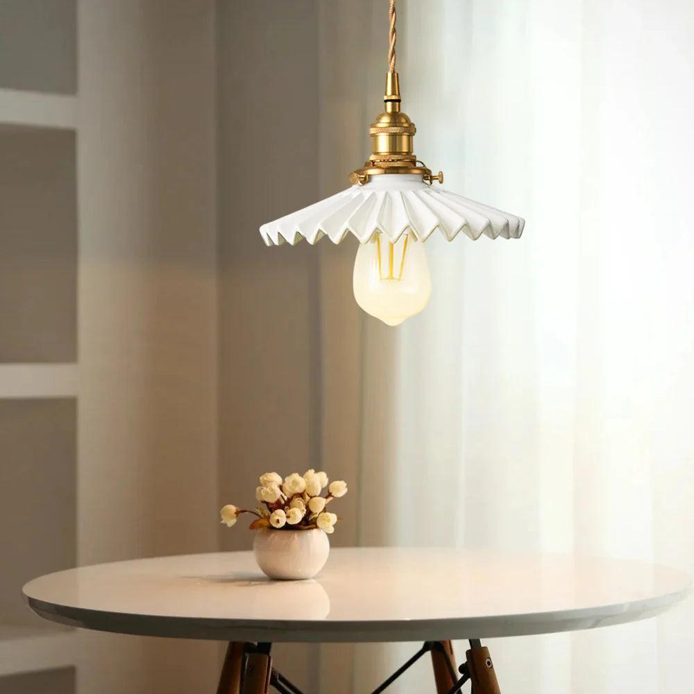 Suspension en cuivre ondulé design vintage