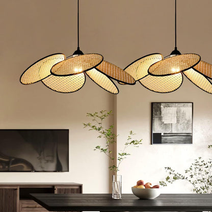 Suspension rotin et bambou cannage pétales fleur vintage