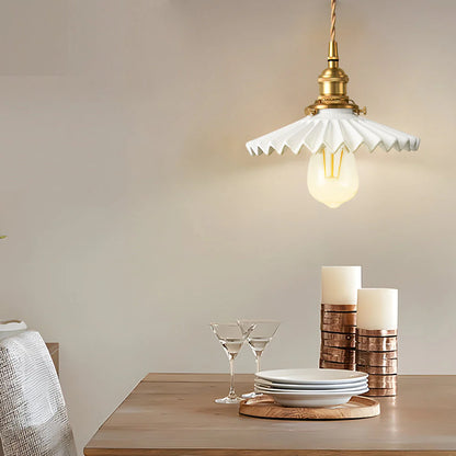 Suspension en cuivre ondulé design vintage