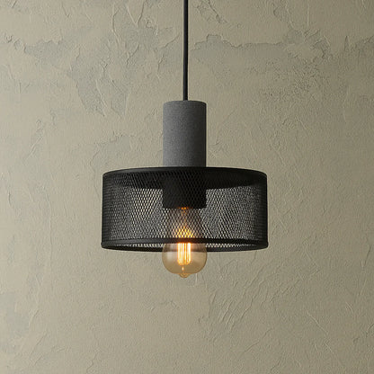 Suspension métal ciment industriel