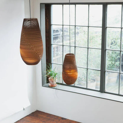 Suspension allongée en papier carton alvéolé design scandinave