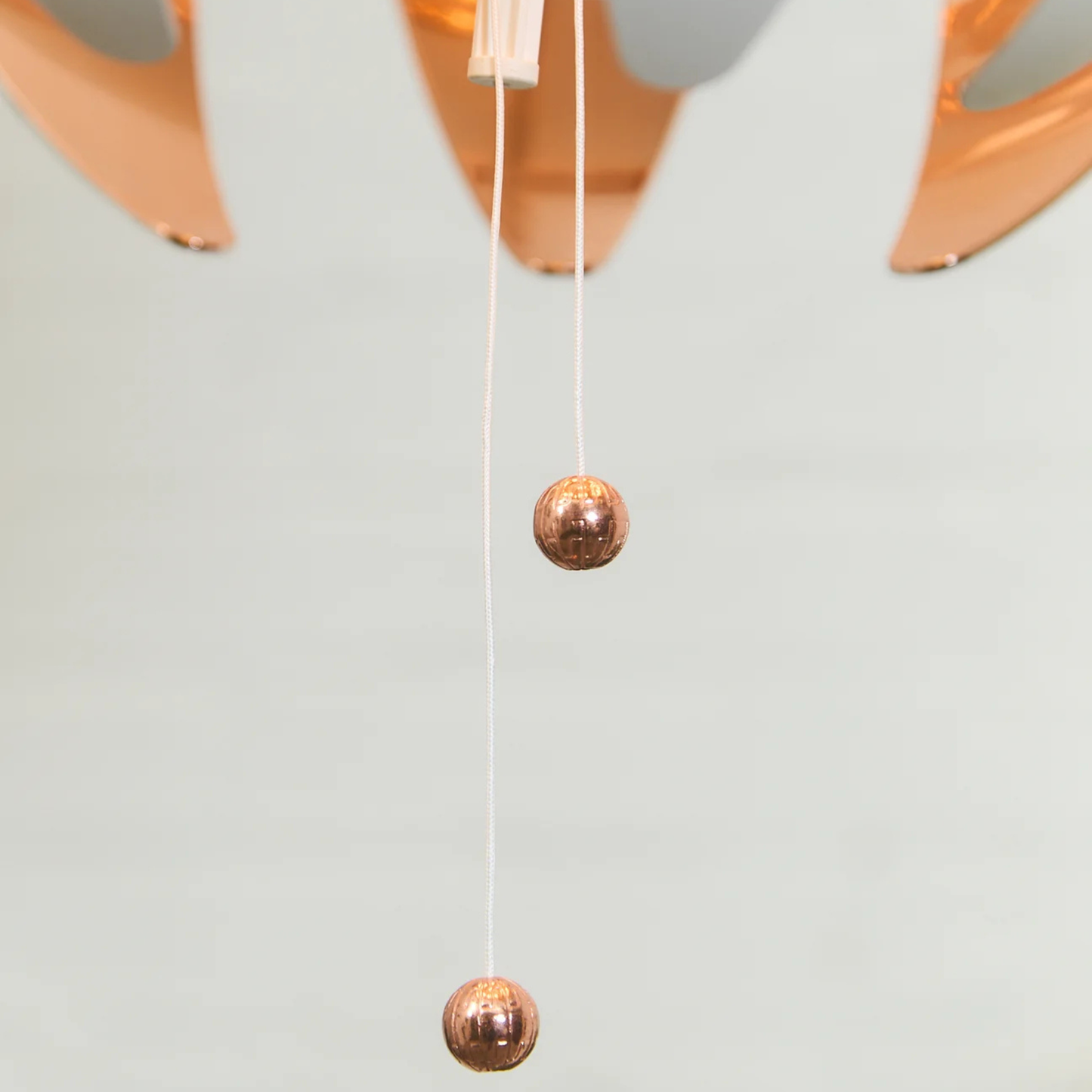 Suspension sphérique moderne – Design épuré et élégant