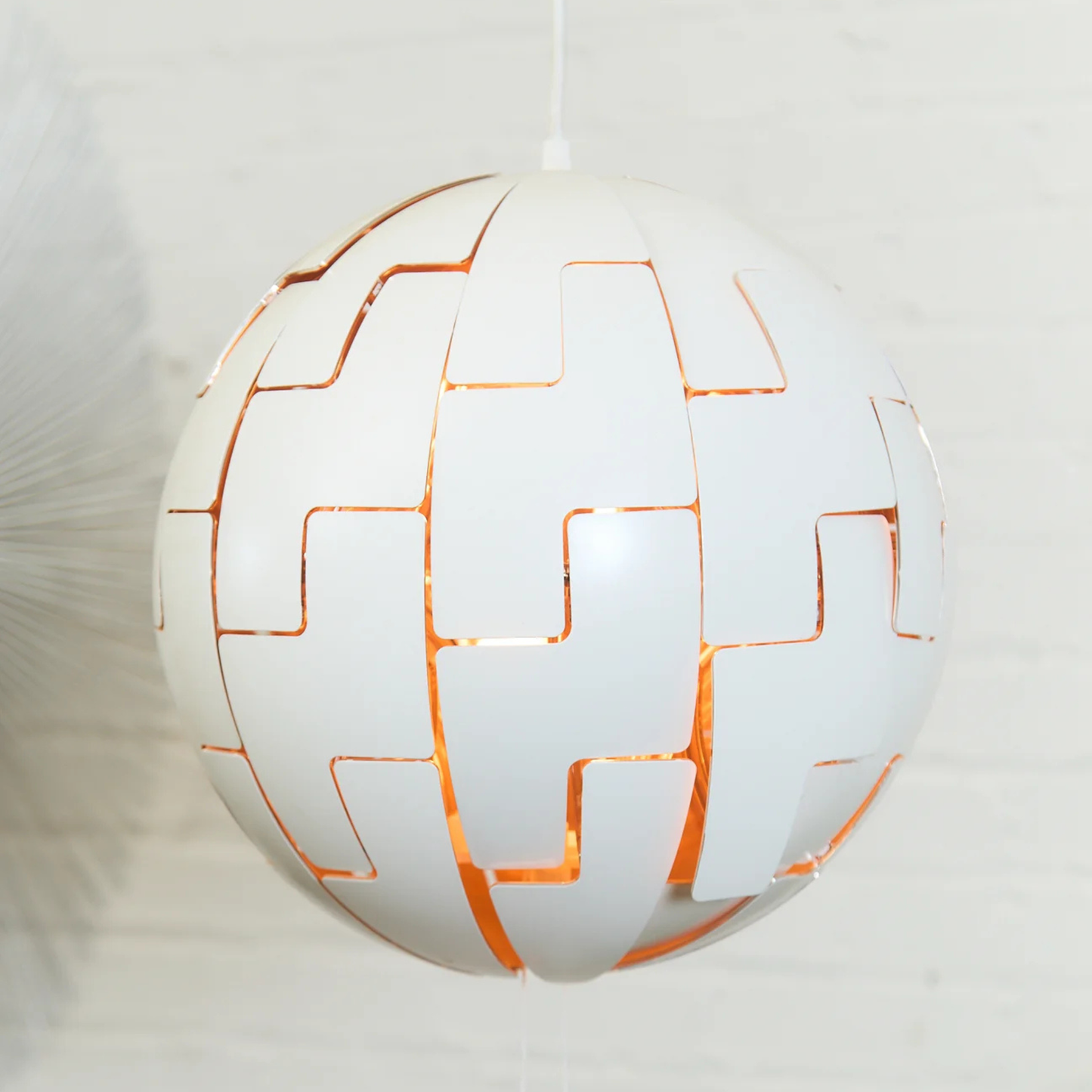 Suspension sphérique moderne – Design épuré et élégant