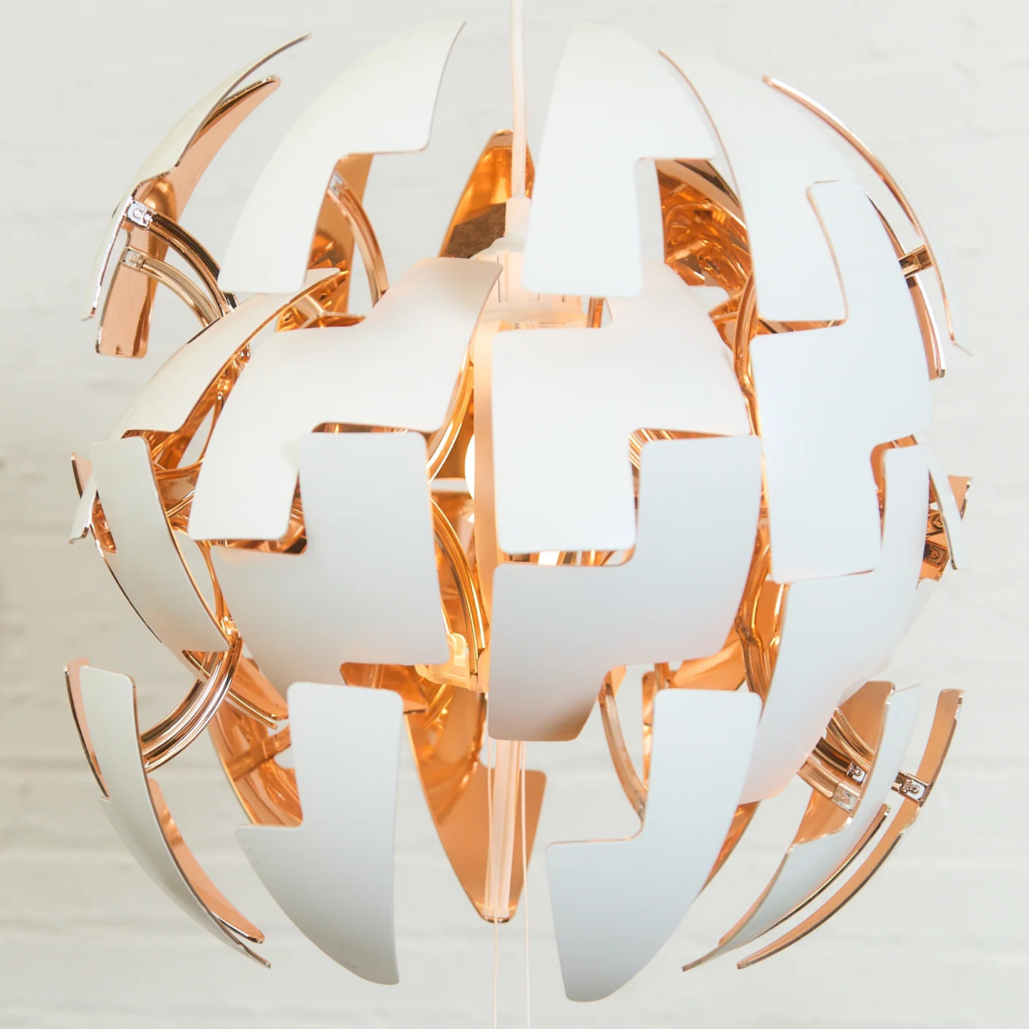 Suspension sphérique moderne – Design épuré et élégant