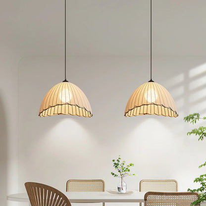 Suspension lin blanc fil noir cloche asymétrique bohème