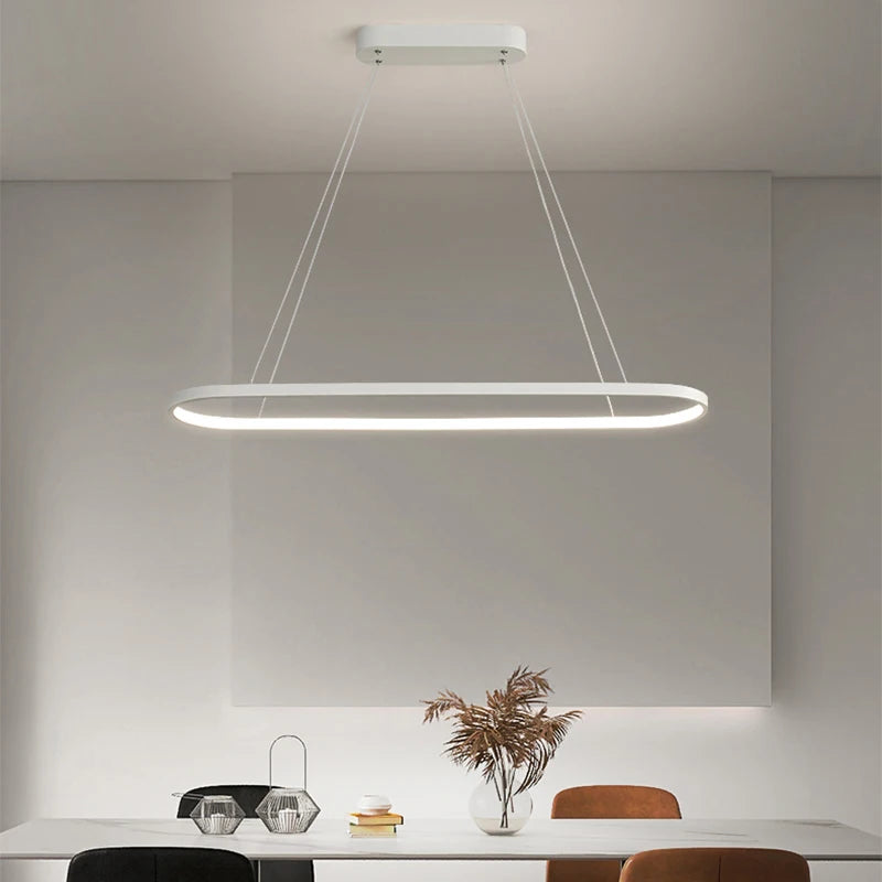 Suspension métal anneau ovale design moderne