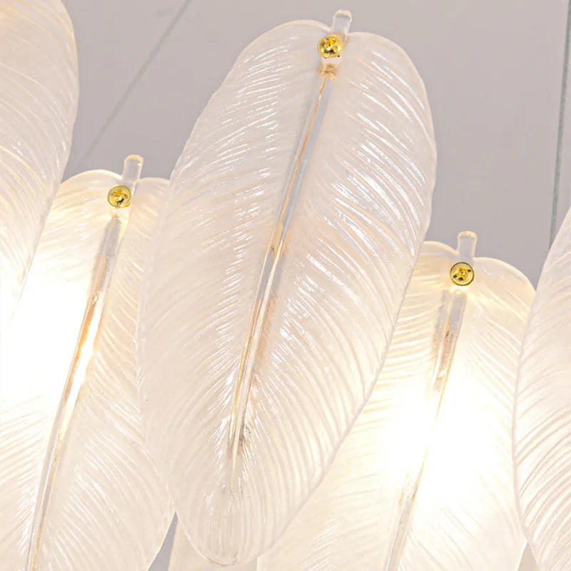 Suspension anneau plumes blanches en verre design bohème