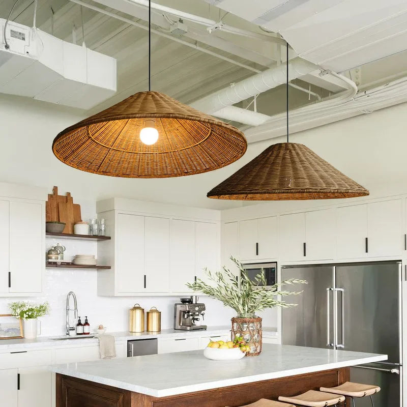Suspension rotin minimaliste triangulaire vintage