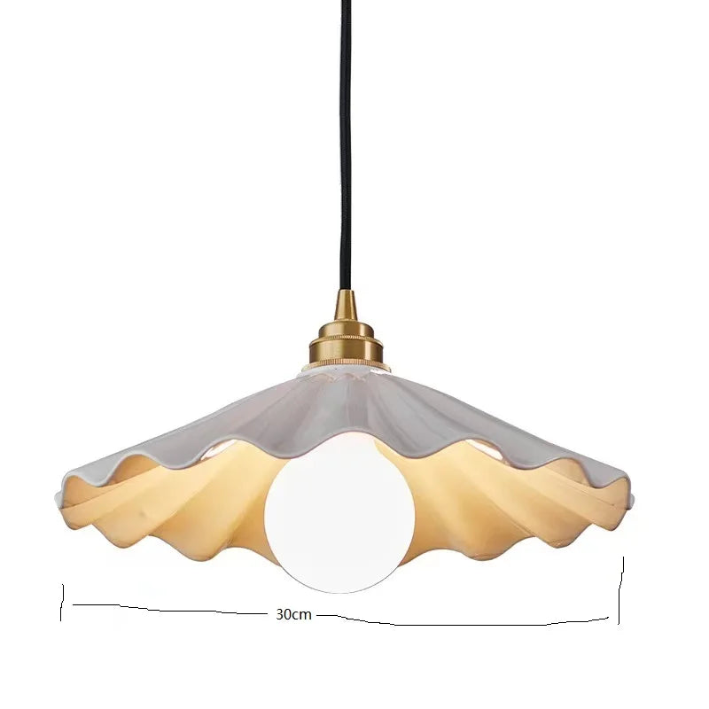 Suspension en céramique blanche ondulée vintage 6.1