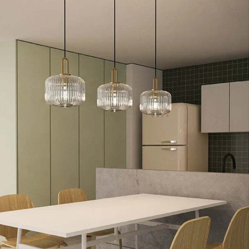 Suspension art déco en verre cannelé design cylindrique