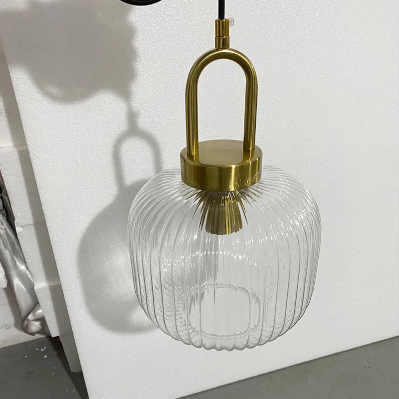 Suspension art déco en verre cannelé design cylindrique