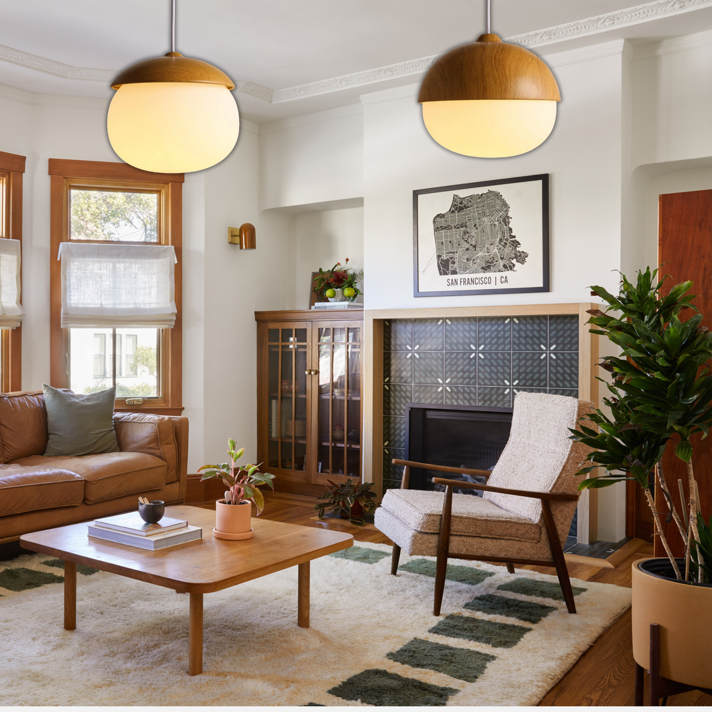 Suspension bois globe allongé design scandinave