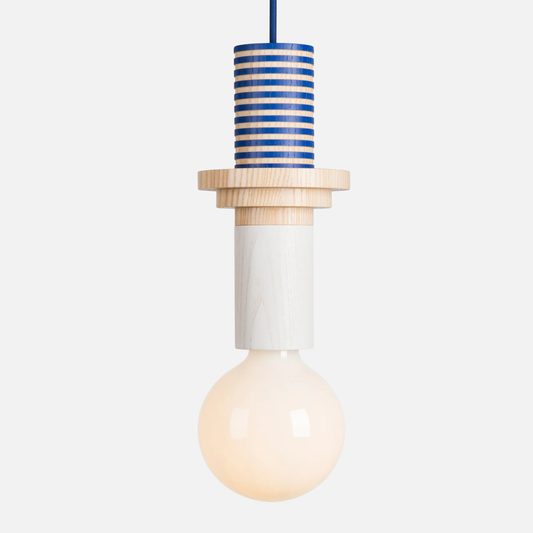 Suspension bois scandinave formes géométriques colorées