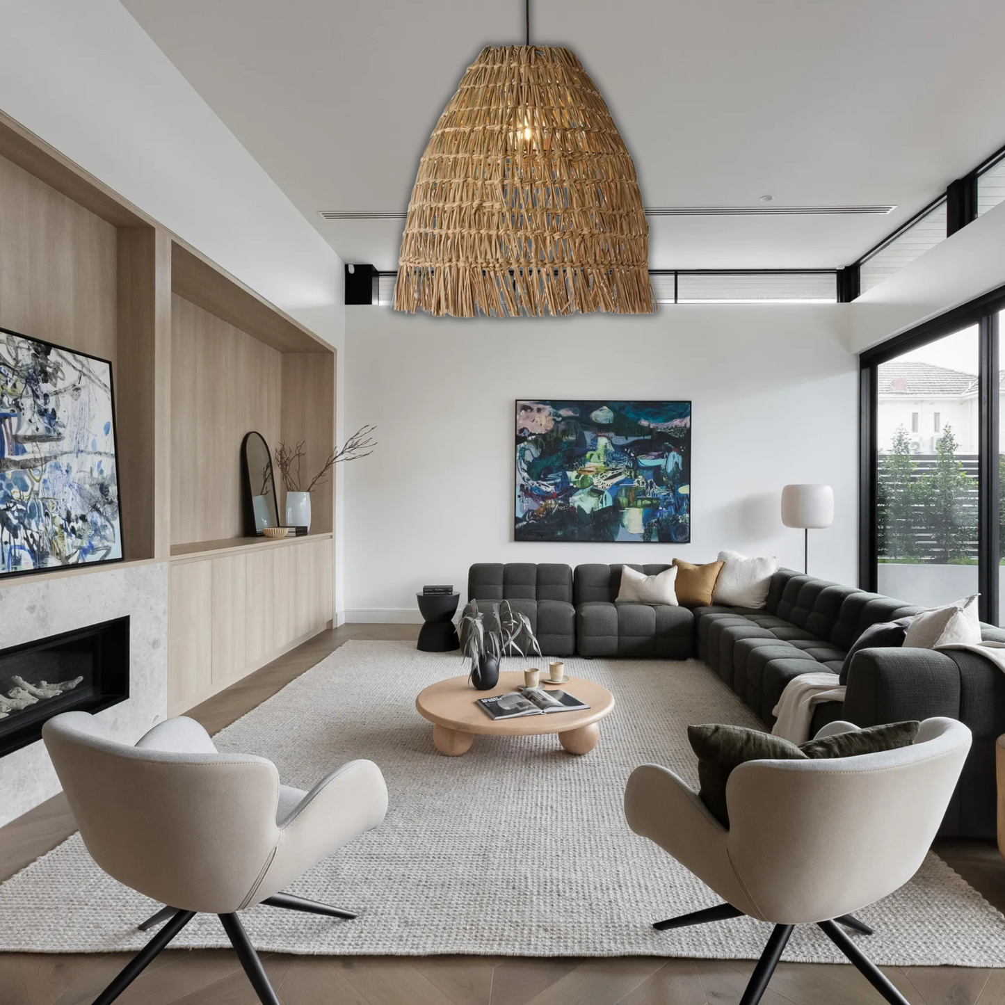 Suspension cloche tressée frangée en osier raphia bohème