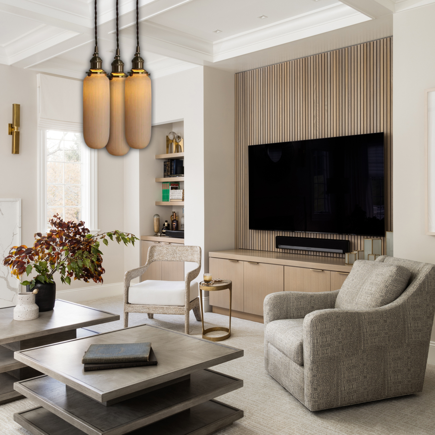 Suspension céramique blanche rainurée et cuivre allongée vintage