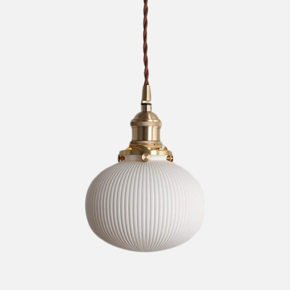 Suspension céramique blanche rainurée et cuivre boule vintage