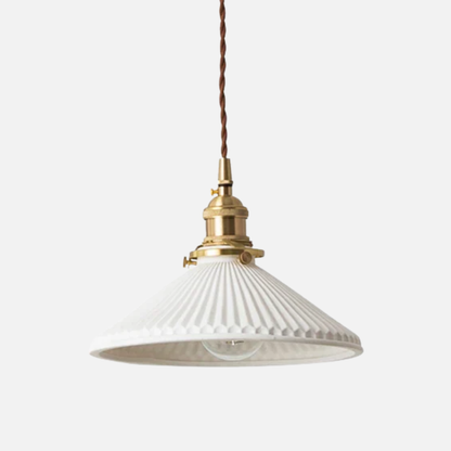 Suspension céramique blanche rainurée et cuivre triangulaire vintage