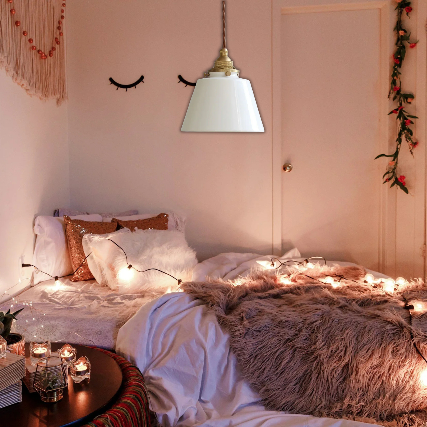 Suspension en laiton et céramique design évasé rétro