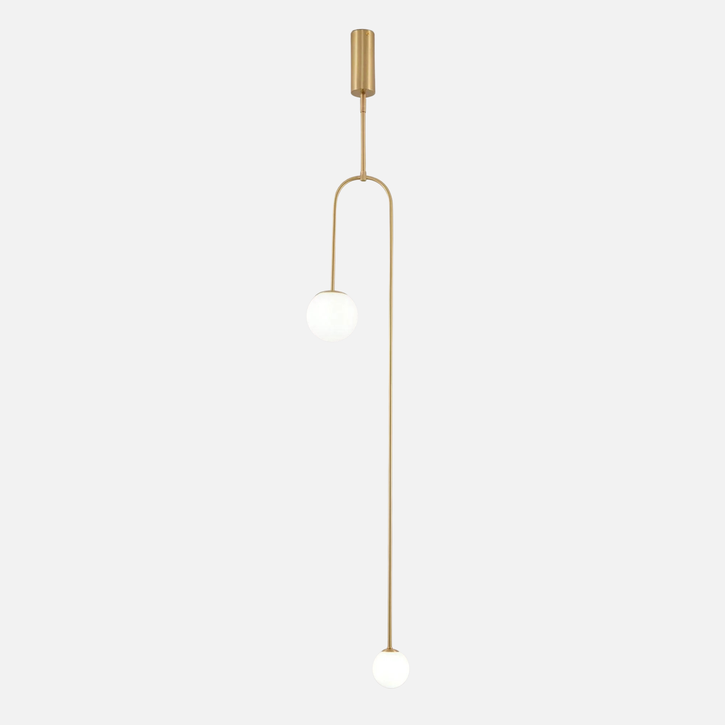 Suspension longue en laiton design moderne