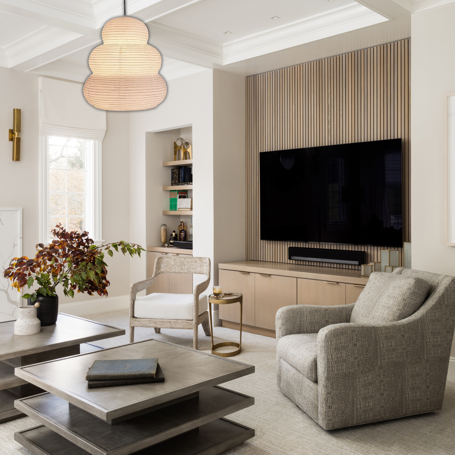 Suspension papier blanc allongée et ondulée style moderne