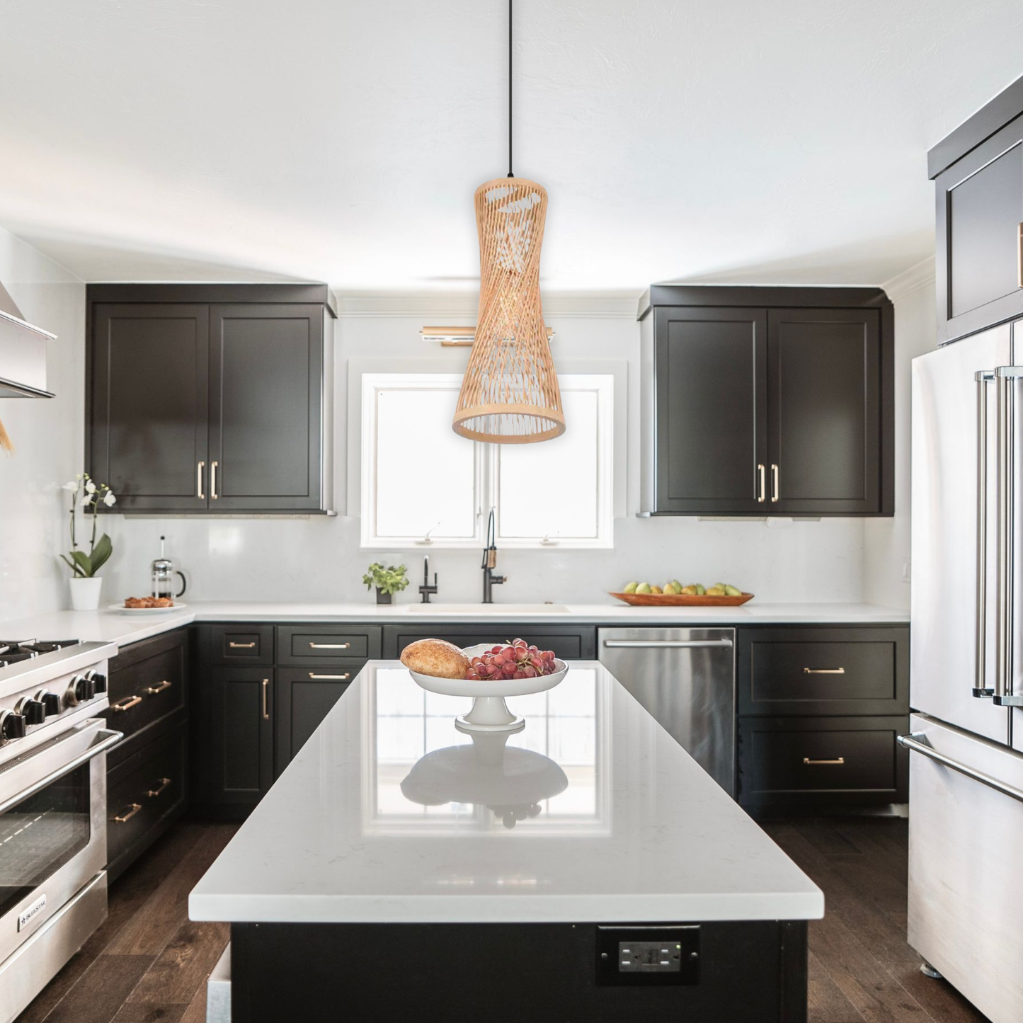 Suspension rotin tube évasé moderne