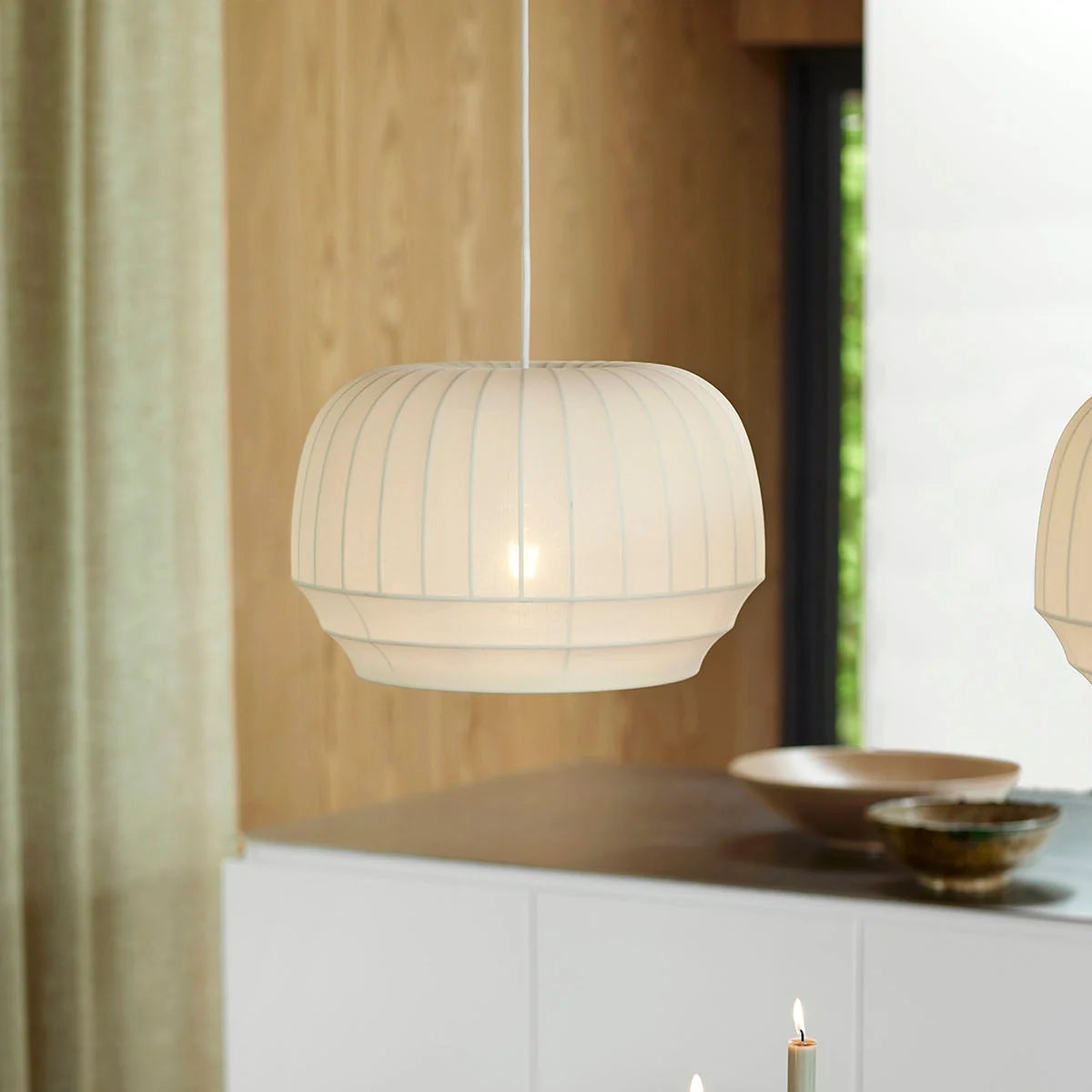 Suspension tissu globe rainuré scandinave