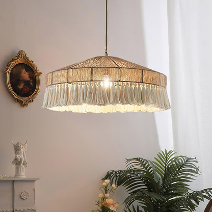 Suspension aplatie osier tissé pompons style bohème