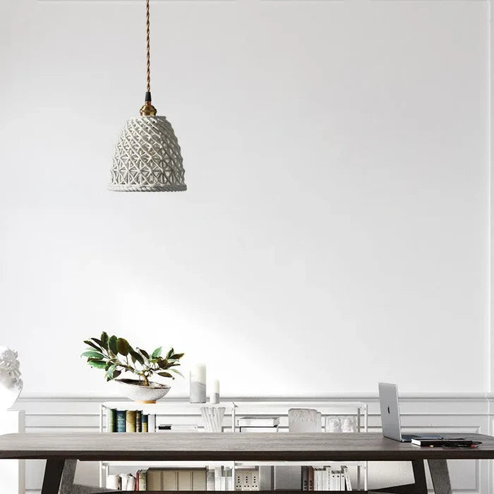 Suspension céramique effet cannage cloche