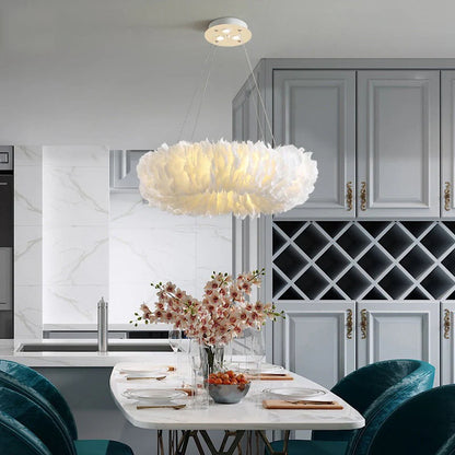 Suspension anneau en plumes colorées design art déco