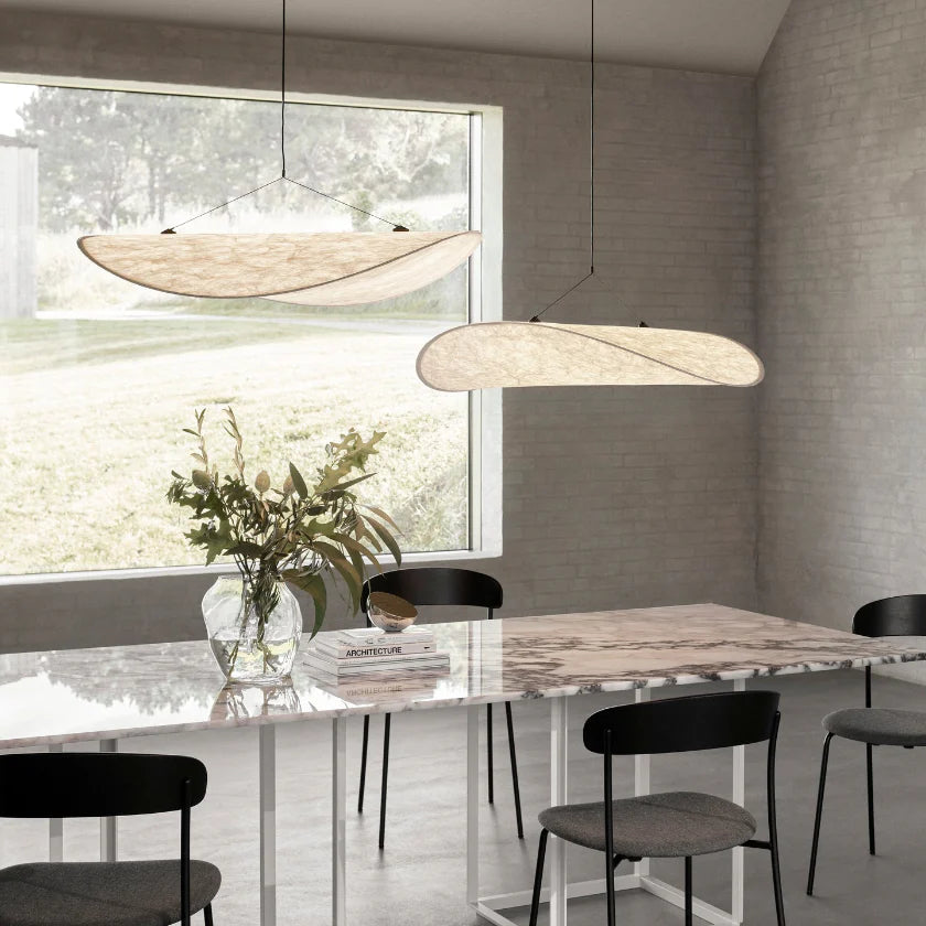 Suspension moderne vague en tissu blanc